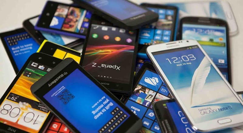 Điện thoại đầy đủ phụ kiện sẽ có giá bán cao hơn.